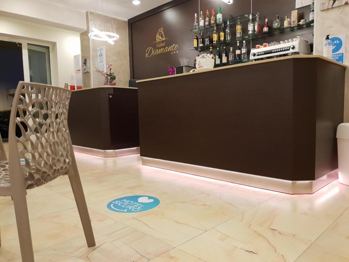 Hotel Diamante Cesenatico Exterior photo