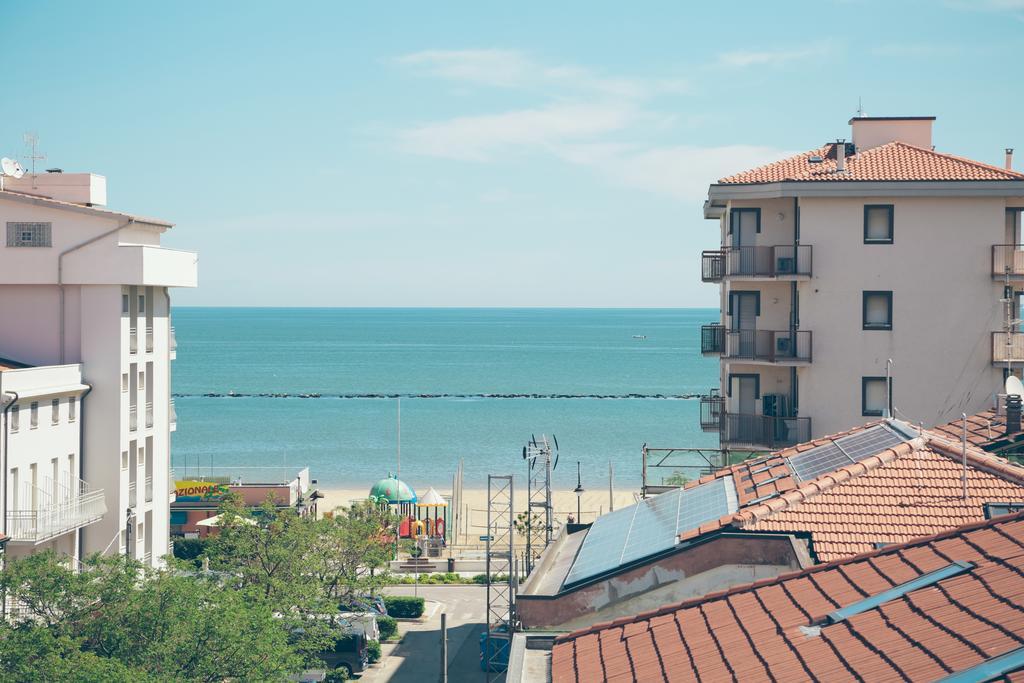 Hotel Diamante Cesenatico Exterior photo