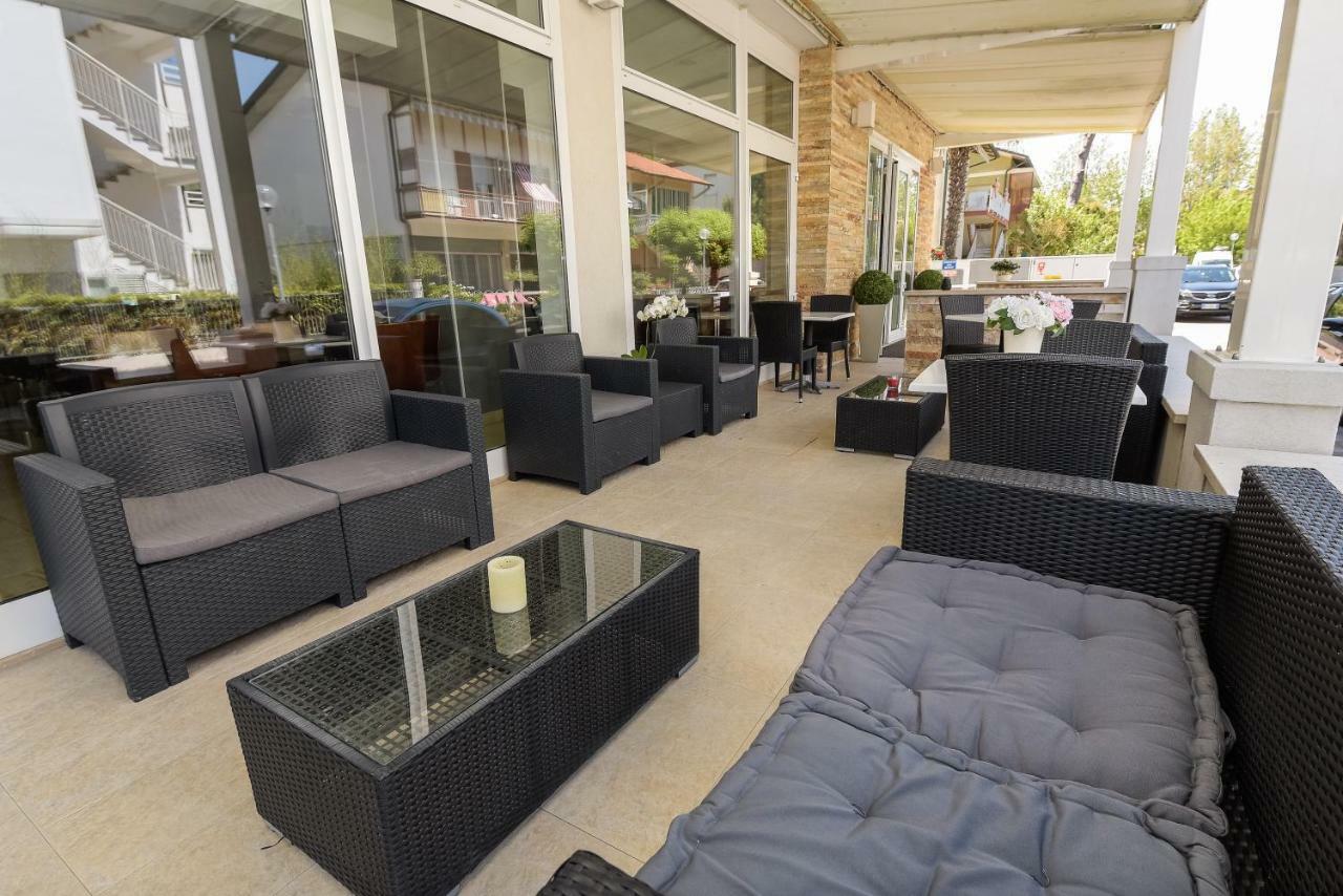 Hotel Diamante Cesenatico Exterior photo